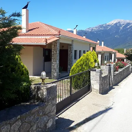 εν φενεώ Διαμέρισμα *