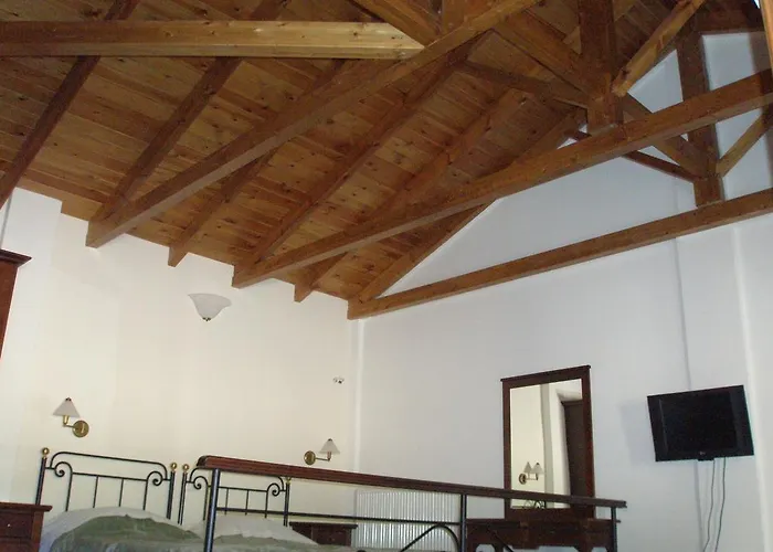 En Feneo Lejlighed Mesinon